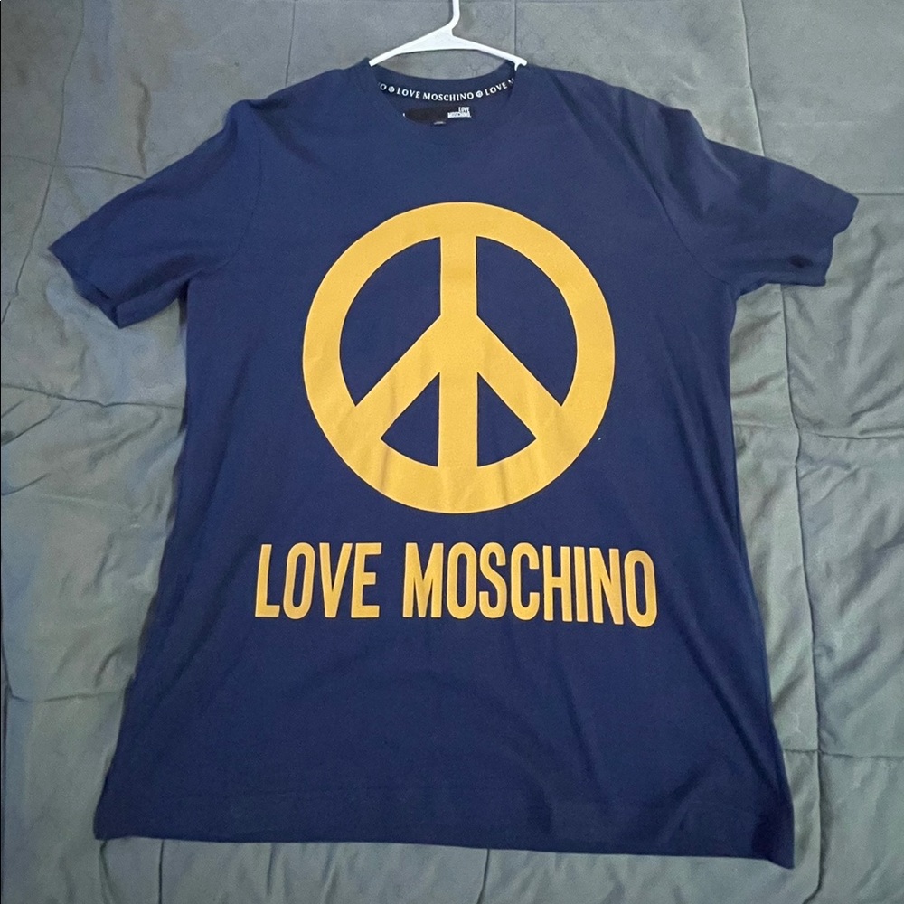 Authentic Large Navy Blue Love Moschino t-shirt